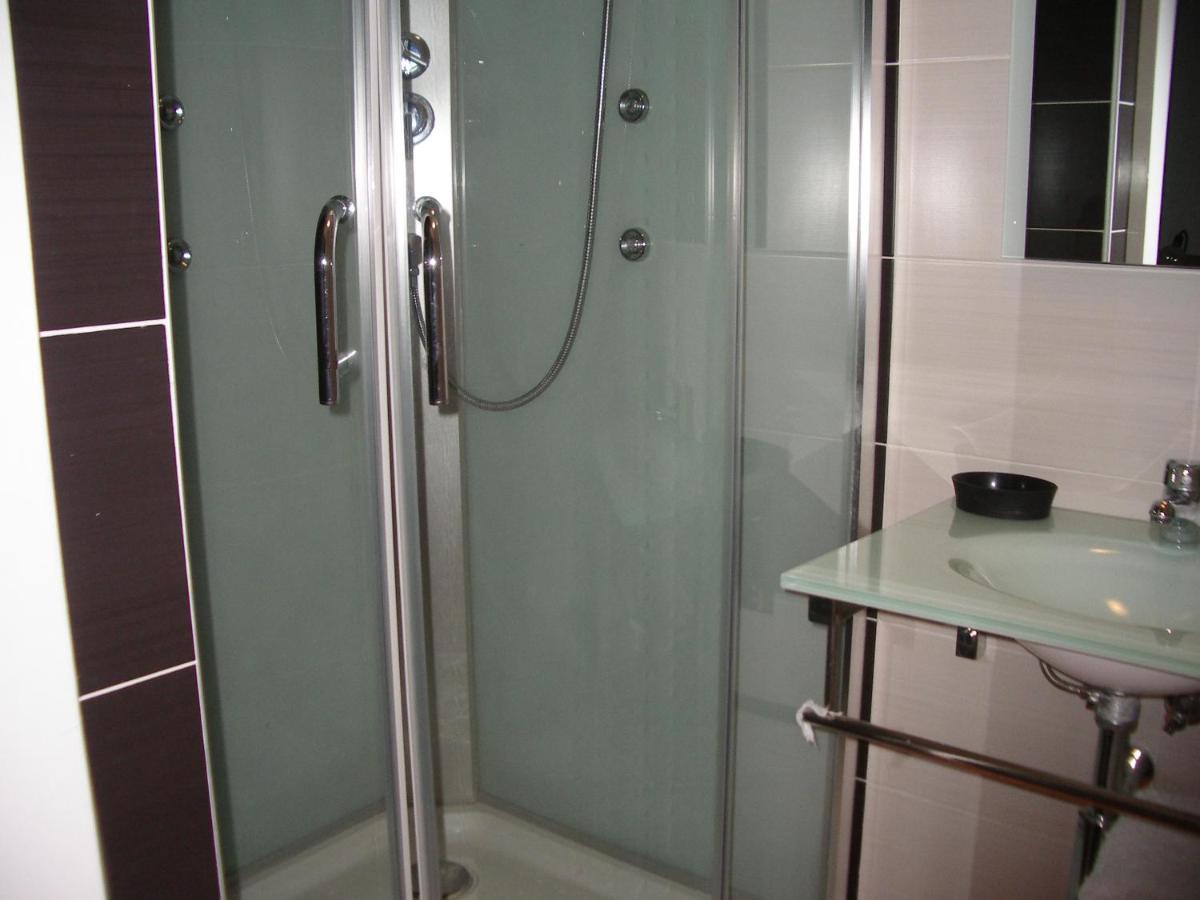Apartamentos La Fonda Aninon Exteriér fotografie